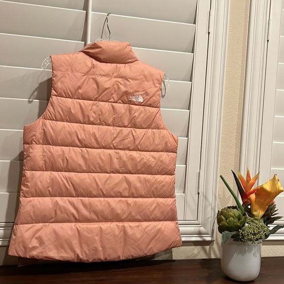 The North Face vest - Picture 7 of 7